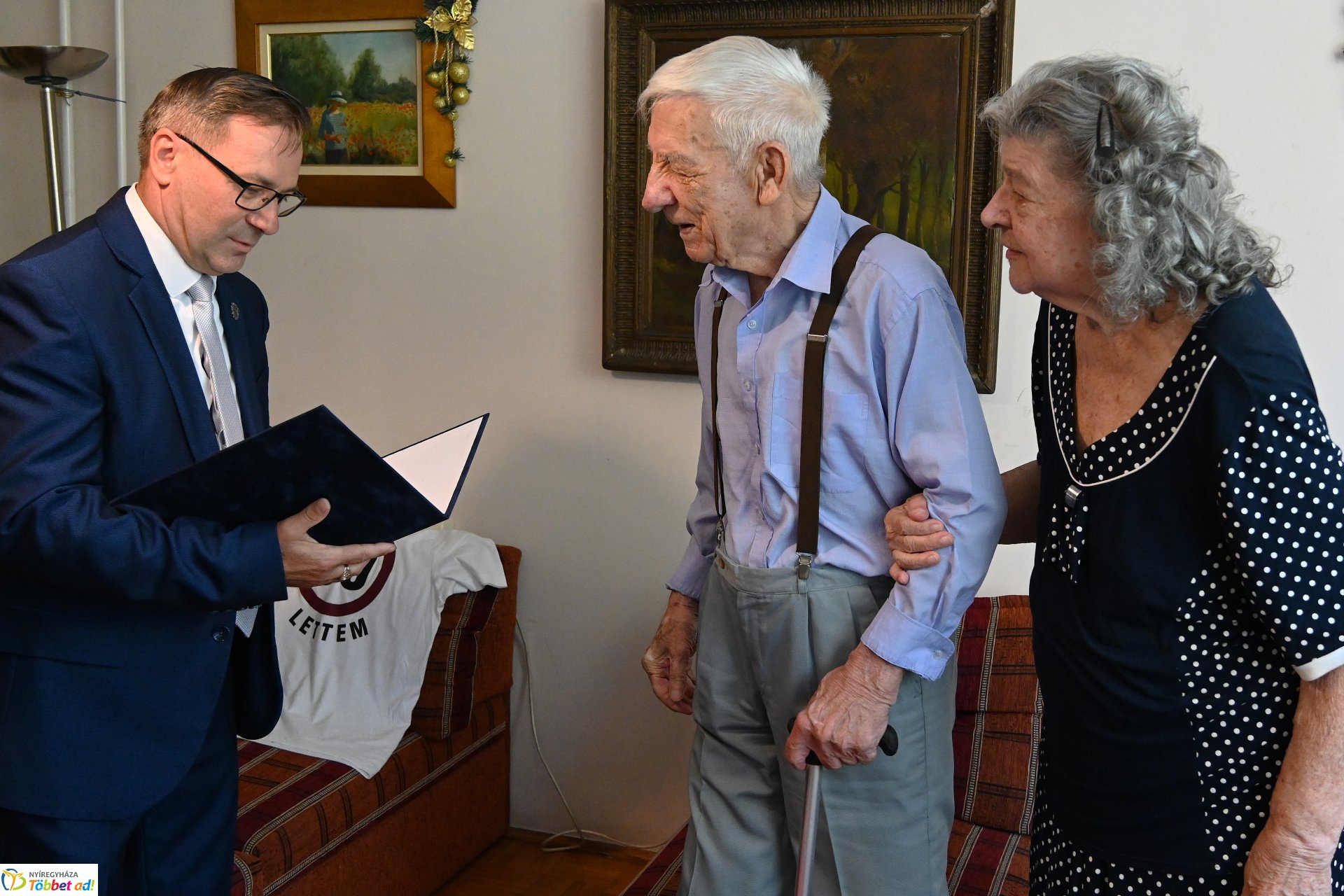 Szépkorú köszöntés - Újváry József 90 éves