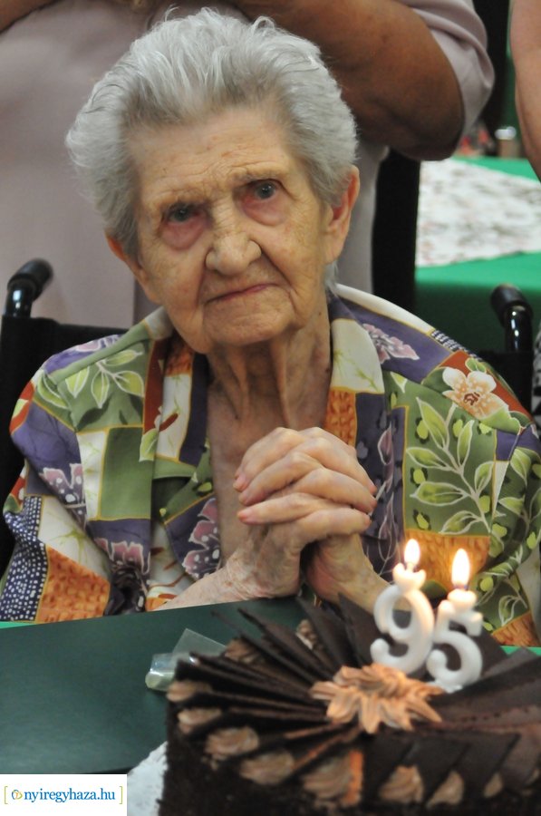 Szépkorú köszöntése - Ács Andrásné