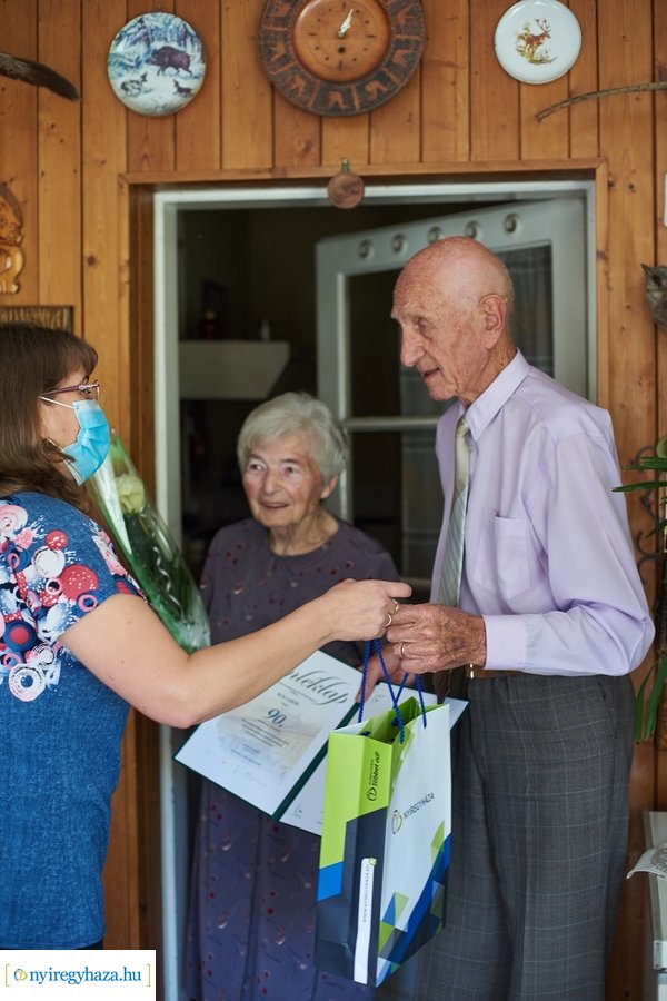 Szépkorú köszöntése - Ács Lajos