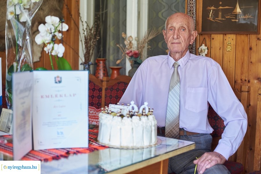 Szépkorú köszöntése - Ács Lajos