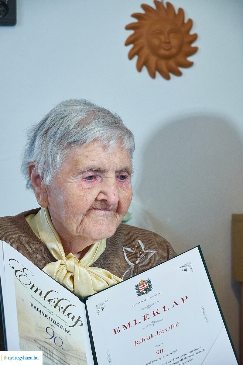 Szépkorú köszöntése - Babják Józsefné