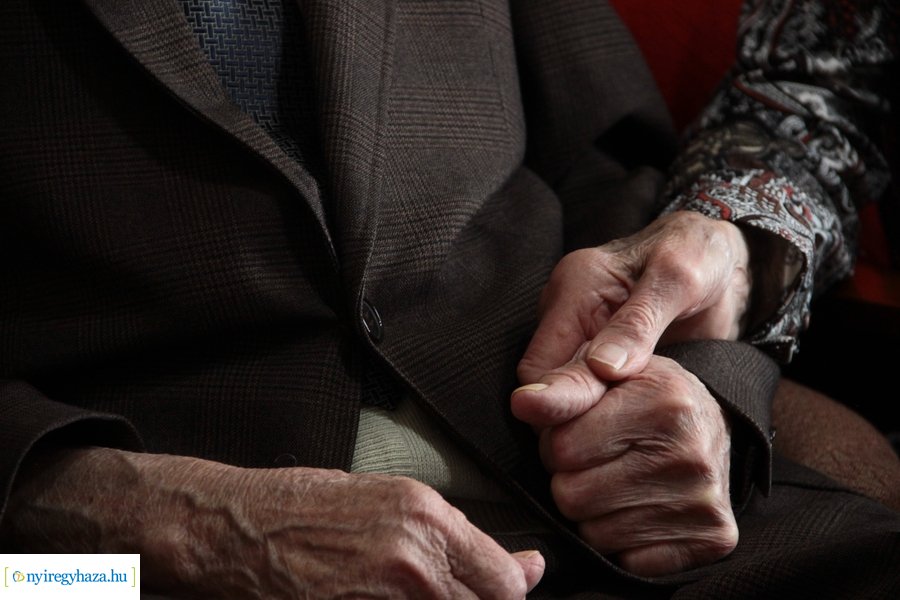 Szépkorú köszöntése - Bacskai Antal