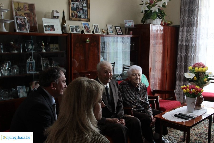 Szépkorú köszöntése - Bacskai Antal