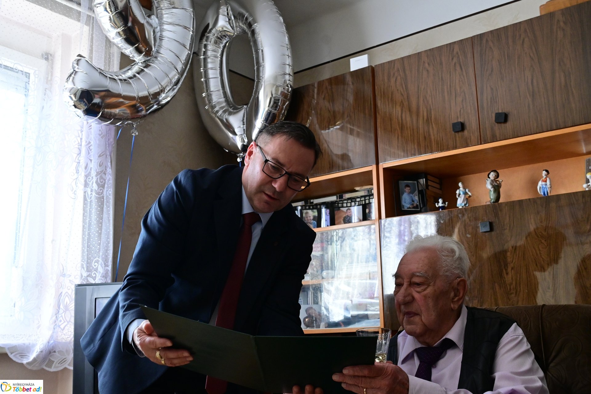 Szépkorú köszöntése - Bakó András