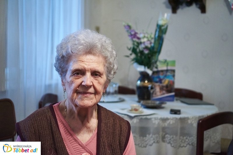 Szépkorú köszöntése - Bakosi Benőné