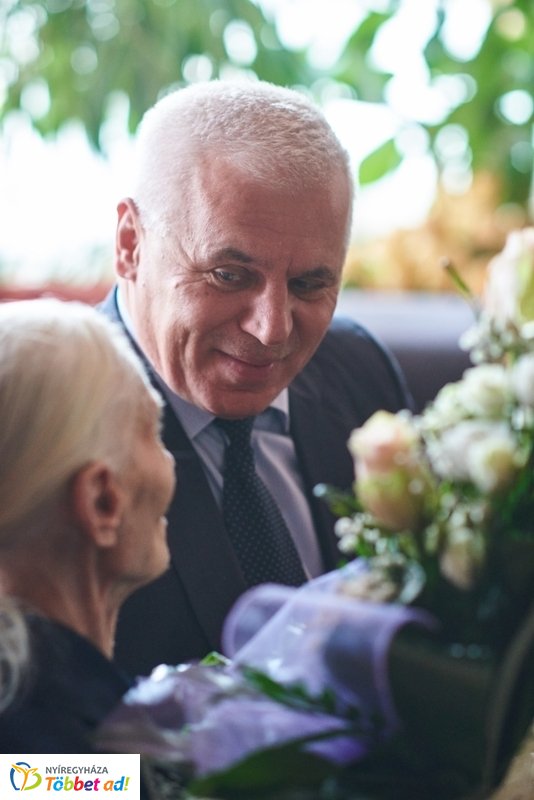 Szépkorú köszöntése Balogh Istvánné