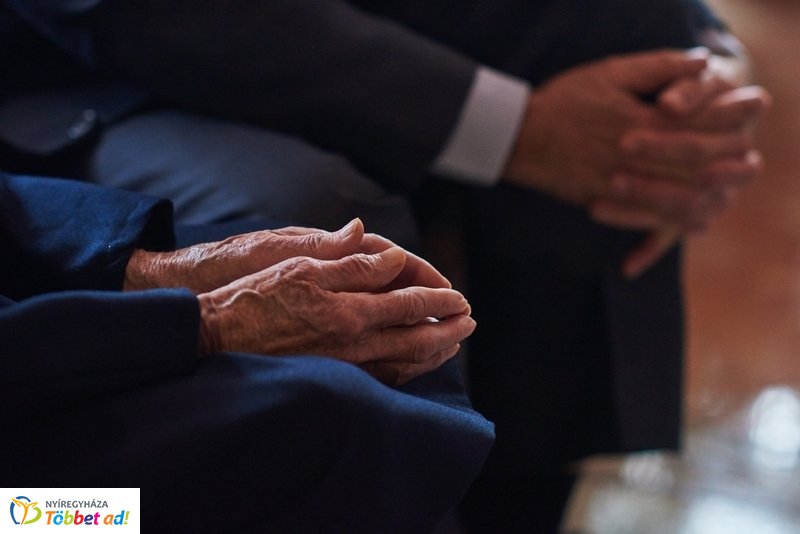 Szépkorú köszöntése Balogh Istvánné