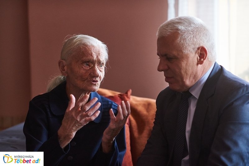 Szépkorú köszöntése Balogh Istvánné