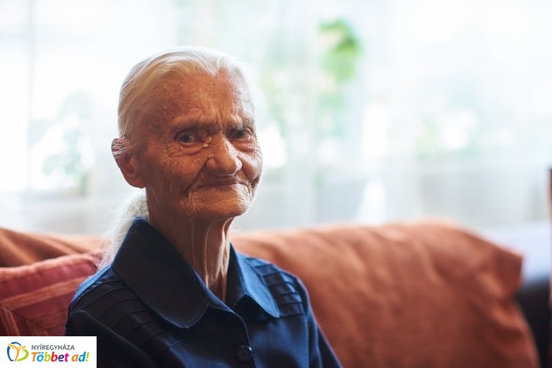 Szépkorú köszöntése Balogh Istvánné