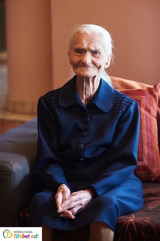 Szépkorú köszöntése Balogh Istvánné