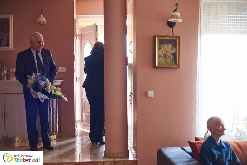 Szépkorú köszöntése Balogh Istvánné