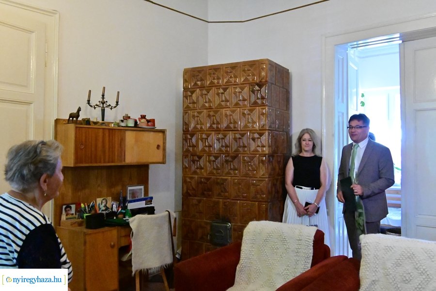 Szépkorú köszöntése - Barna Jánosné