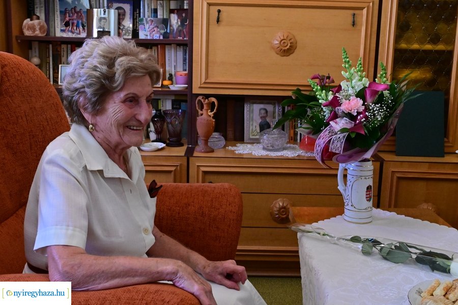 Szépkorú köszöntése Bodó Józsefné 20240903