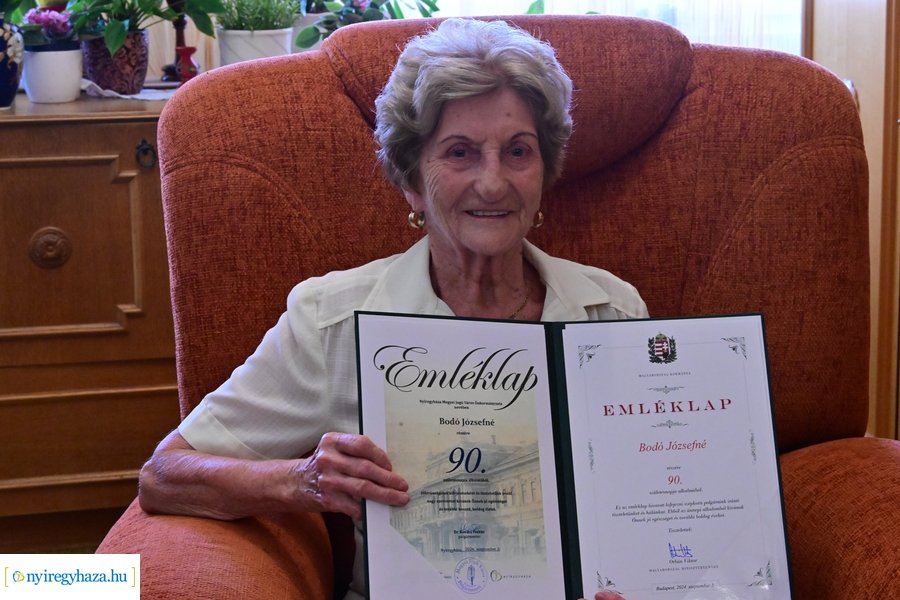 Szépkorú köszöntése Bodó Józsefné 20240903