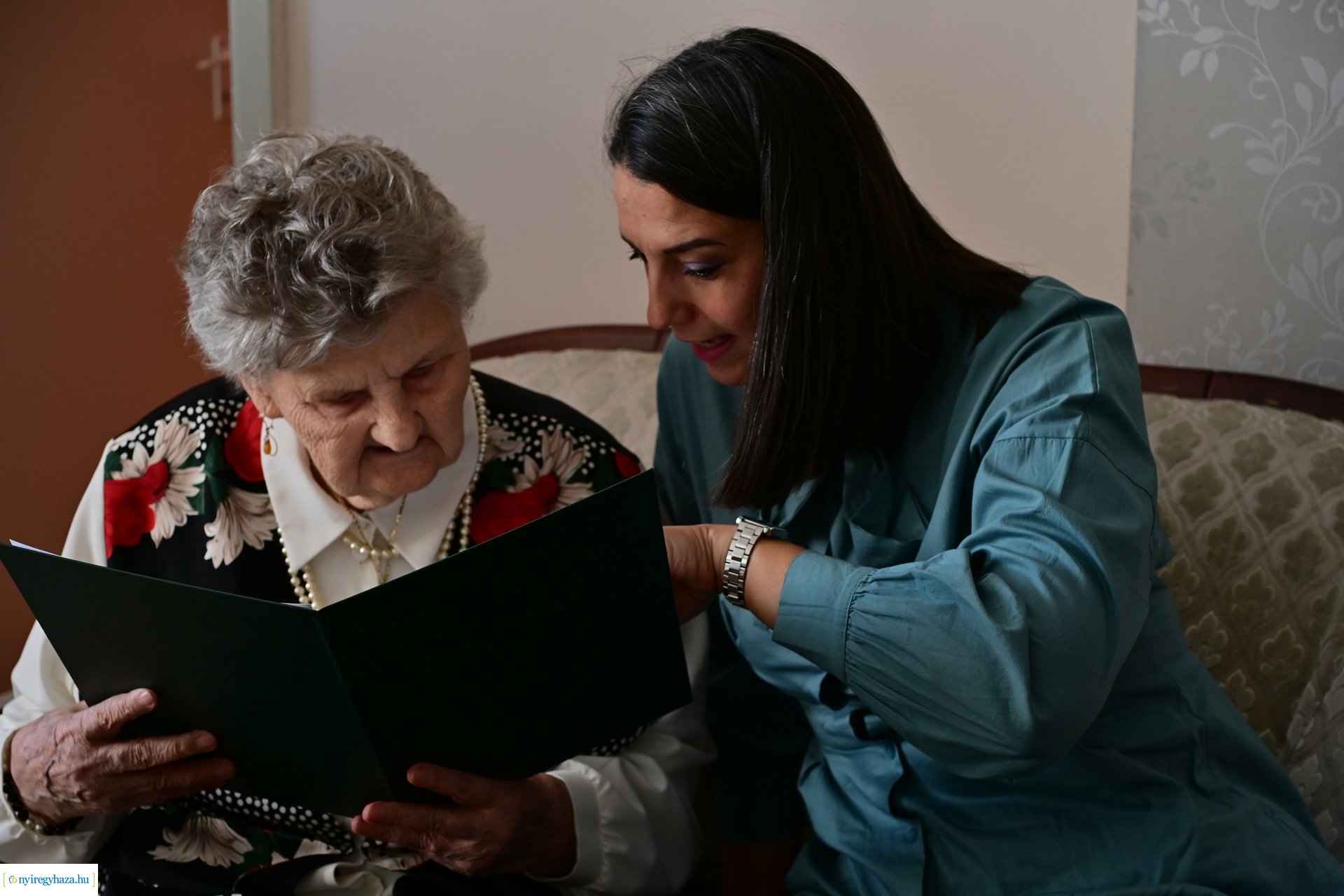 Szépkorú köszöntése Csepecz Mihályné