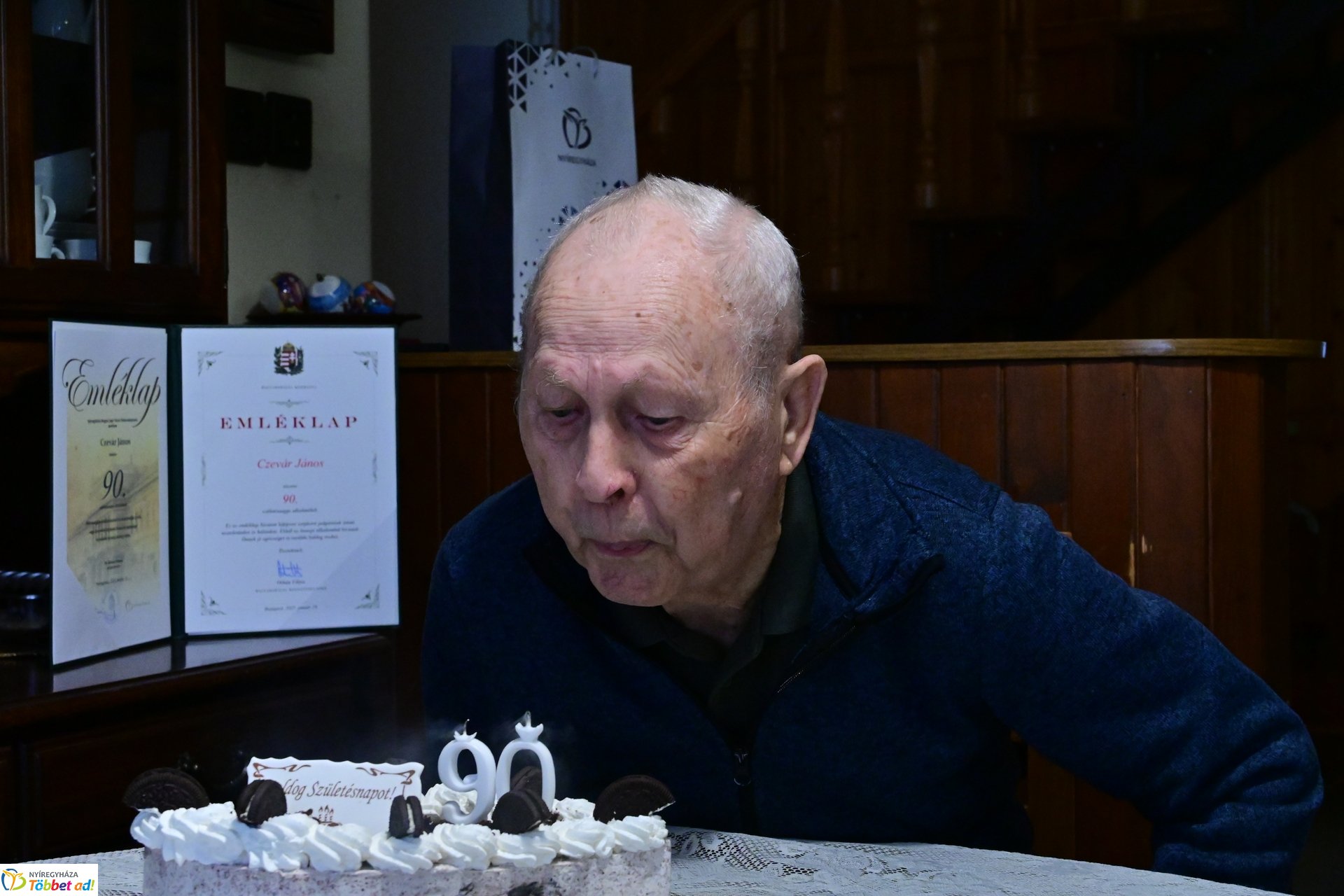 Szépkorú köszöntése - Czevár János