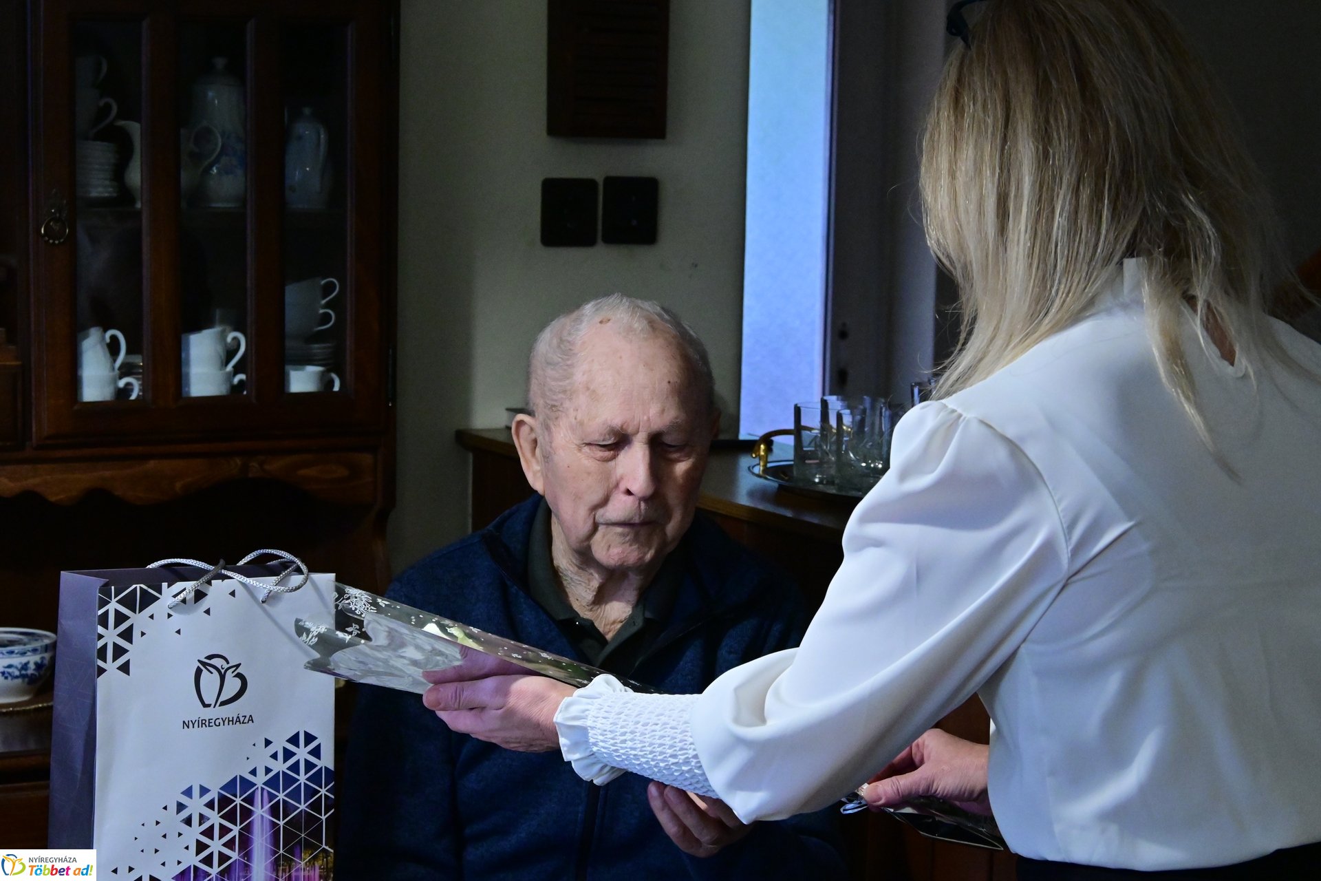 Szépkorú köszöntése - Czevár János