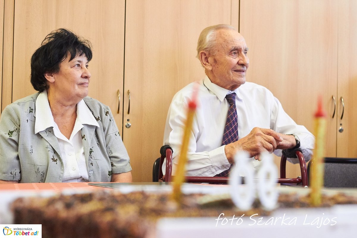 Szépkorú köszöntése Dankó László