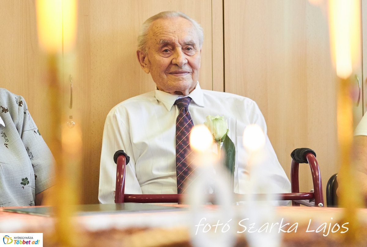 Szépkorú köszöntése Dankó László