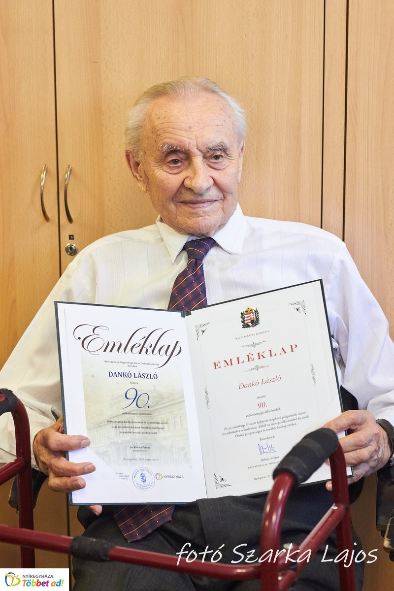 Szépkorú köszöntése Dankó László