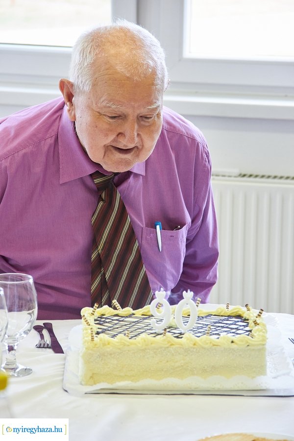 Szépkorú köszöntése - Demeter Sándor