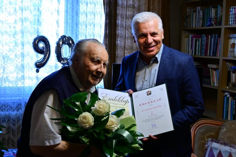 Szépkorú köszöntése Dr Csermely Tibor