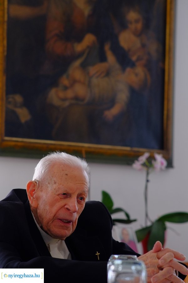 Szépkorú köszöntése - Dr Katona István