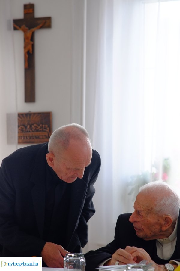 Szépkorú köszöntése - Dr Katona István