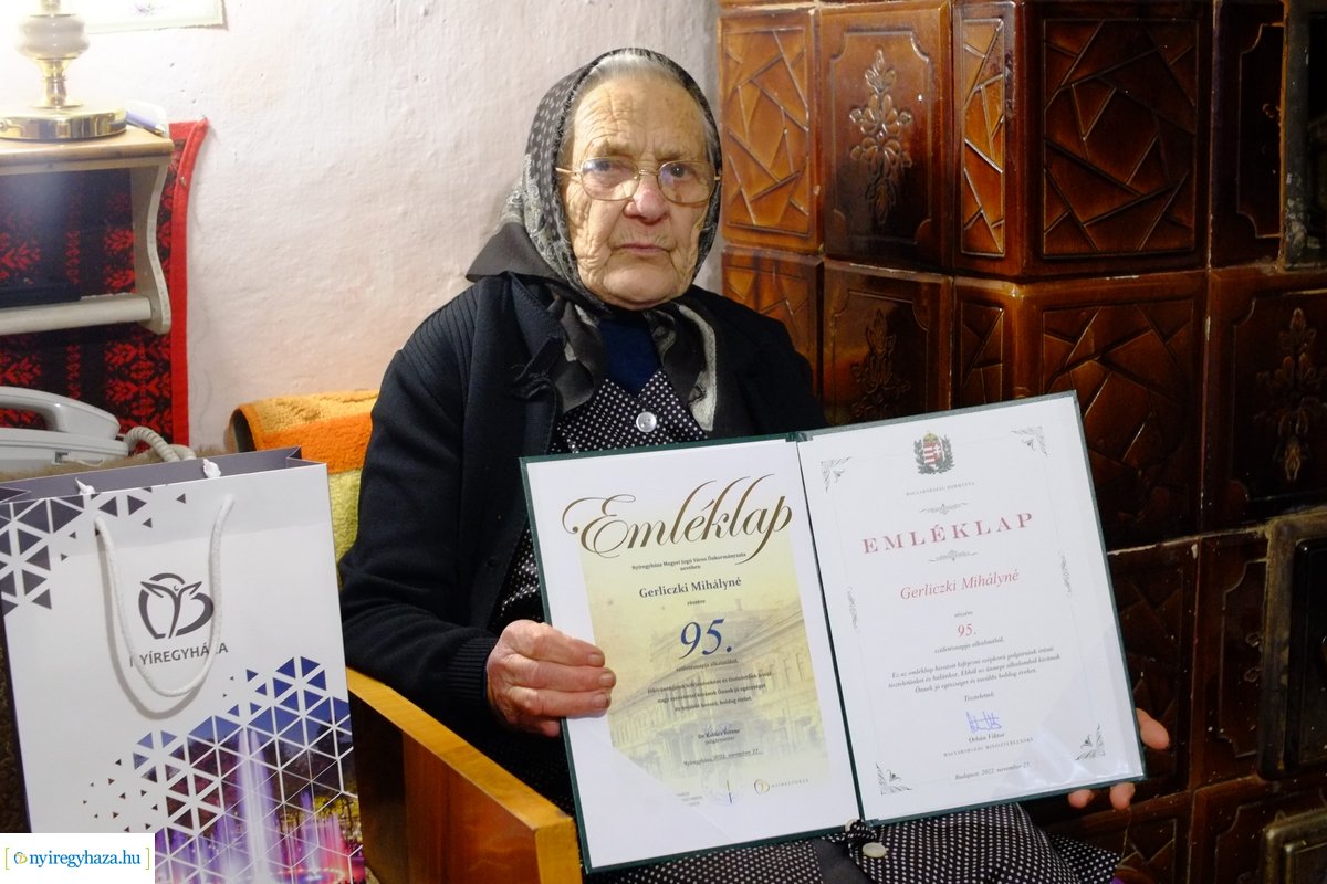 Szépkorú köszöntése - Gerliczki Mihályné