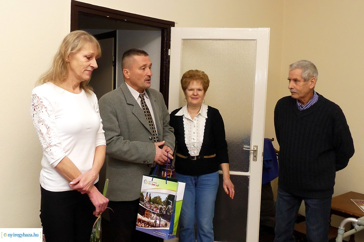 Szépkorú köszöntése - Herka Béla