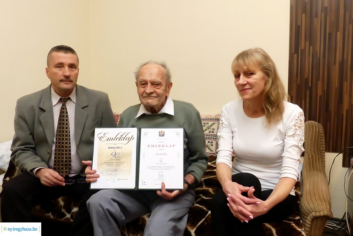 Szépkorú köszöntése - Herka Béla