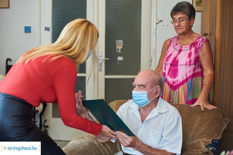 Szépkorú köszöntése - Horváth József