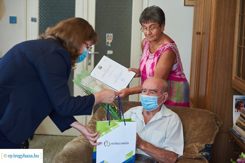 Szépkorú köszöntése - Horváth József