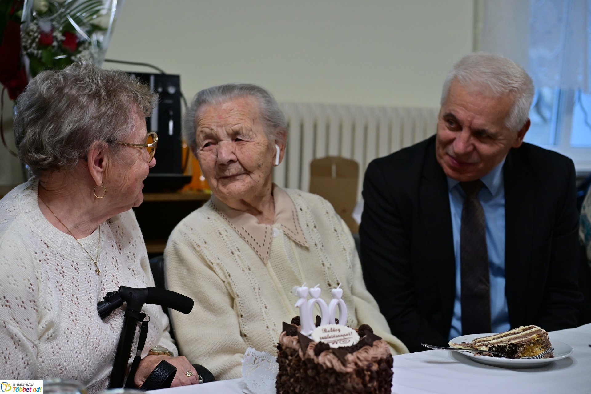 Isten éltesse Julika nénit! - 100 éves lett Jaskó Pálné