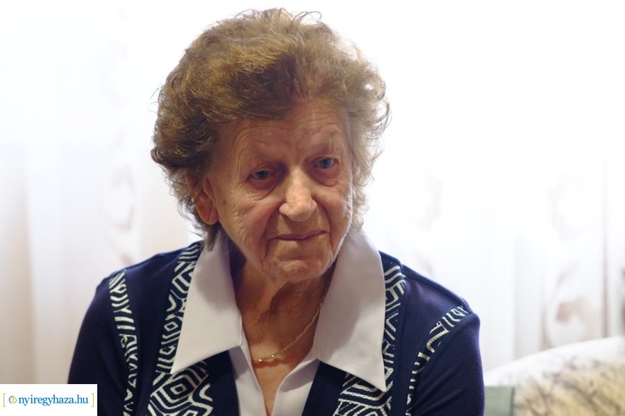 Szépkorú köszöntése  - Kozák Józsefné