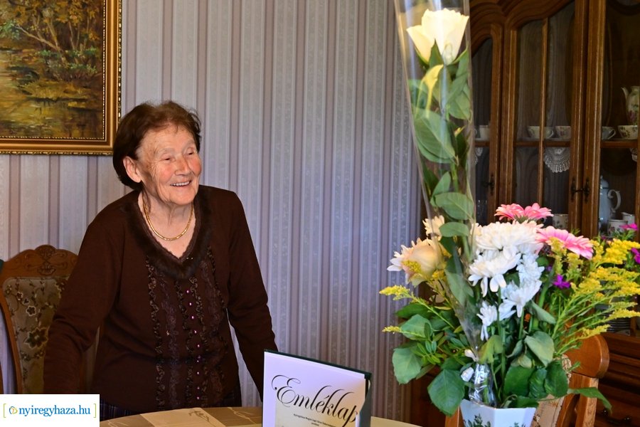 Szépkorú köszöntése Lippai Ferenc