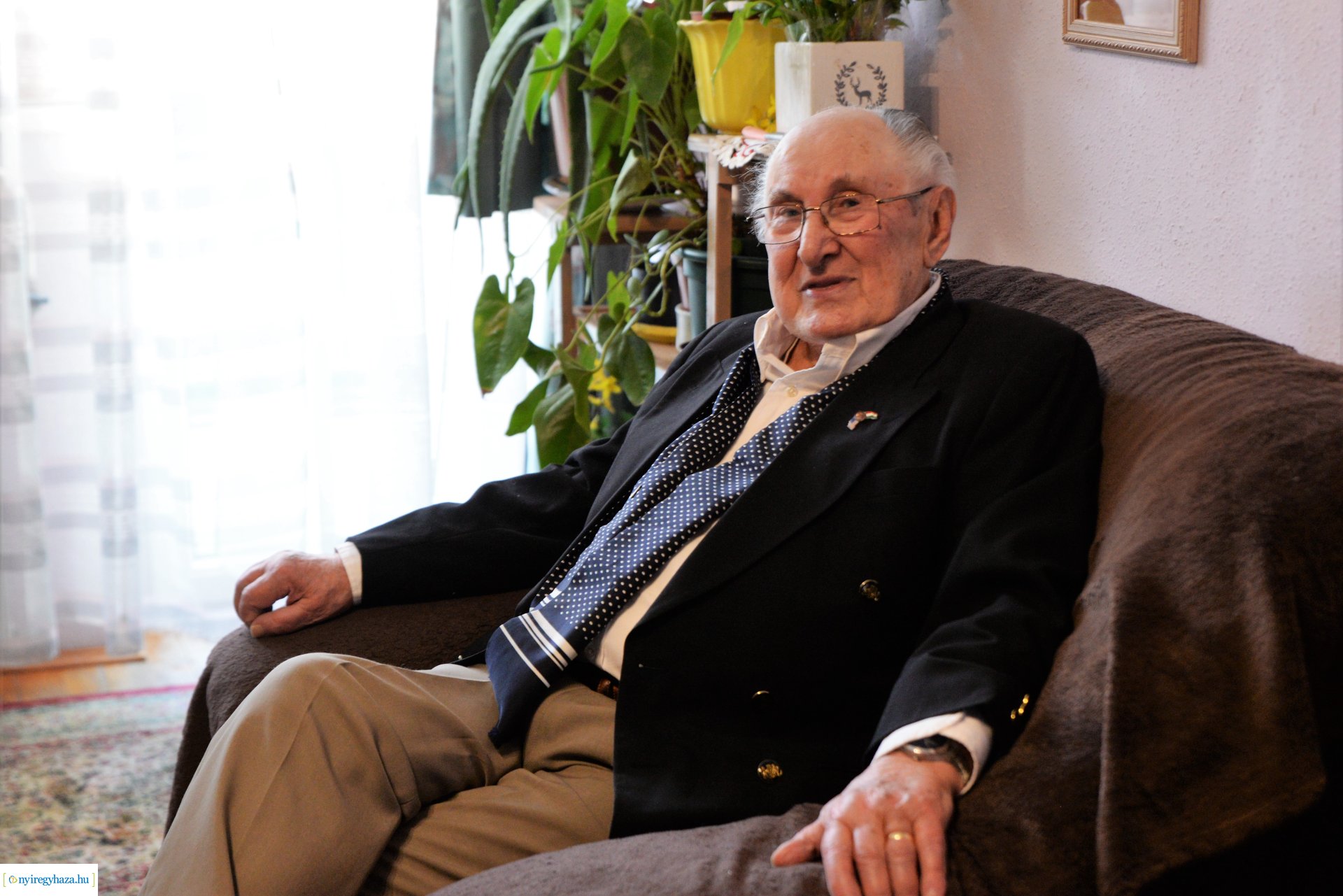 Szépkorú köszöntése - Litvai László