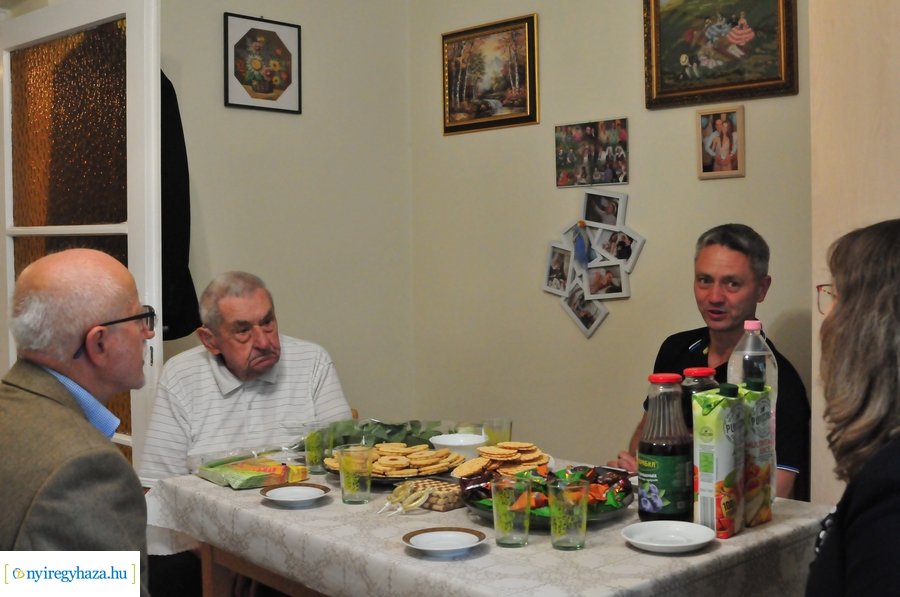 Szépkorú köszöntése - Lukács Lajos