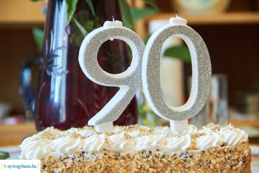 Szépkorú köszöntése - Magera Mihályné