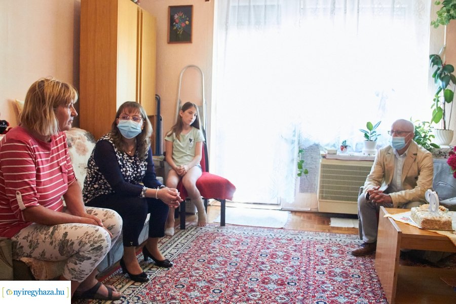 Szépkorú köszöntése - Magera Mihályné