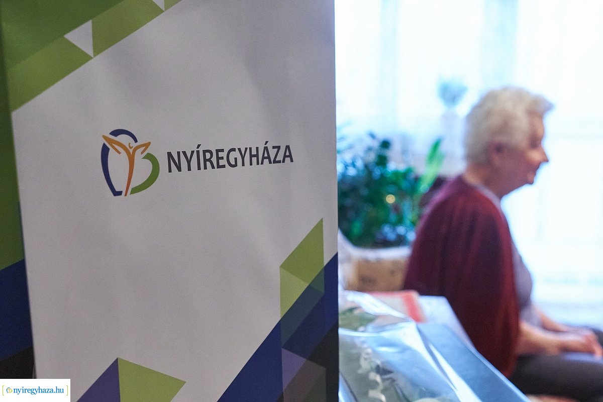 Szépkorú köszöntése - Manzák Jánosné