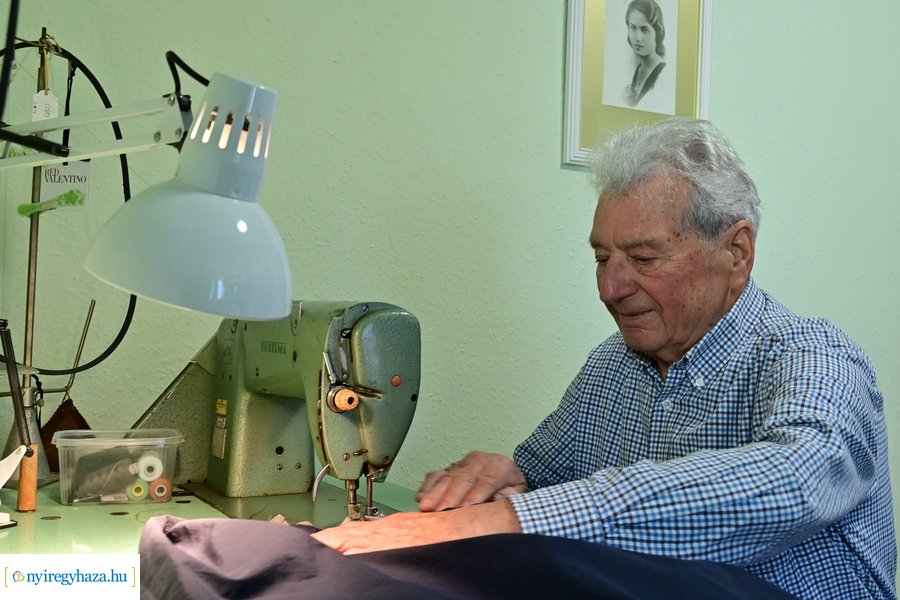 Szépkorú köszöntése Molnár Béla