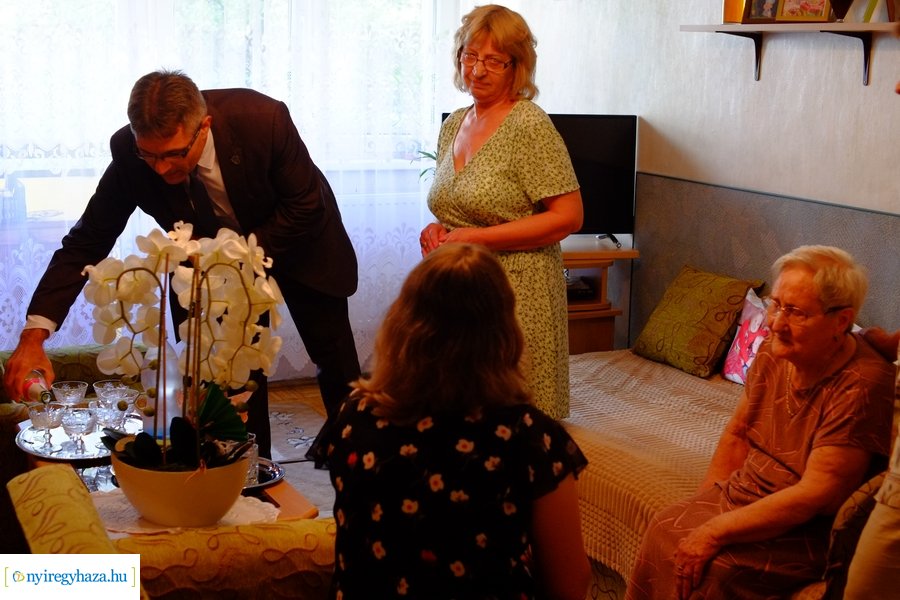 Szépkorú köszöntése - Orbán Sándorné 20230720
