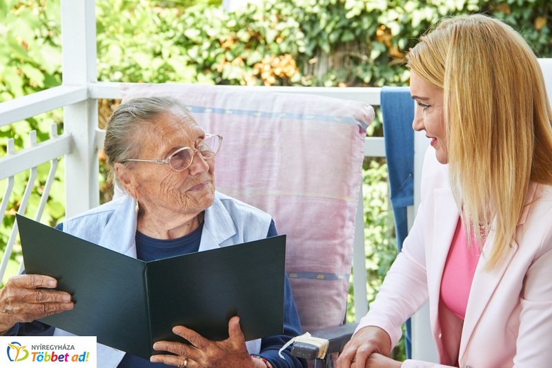 Szépkorú köszöntése Papp Jánosné