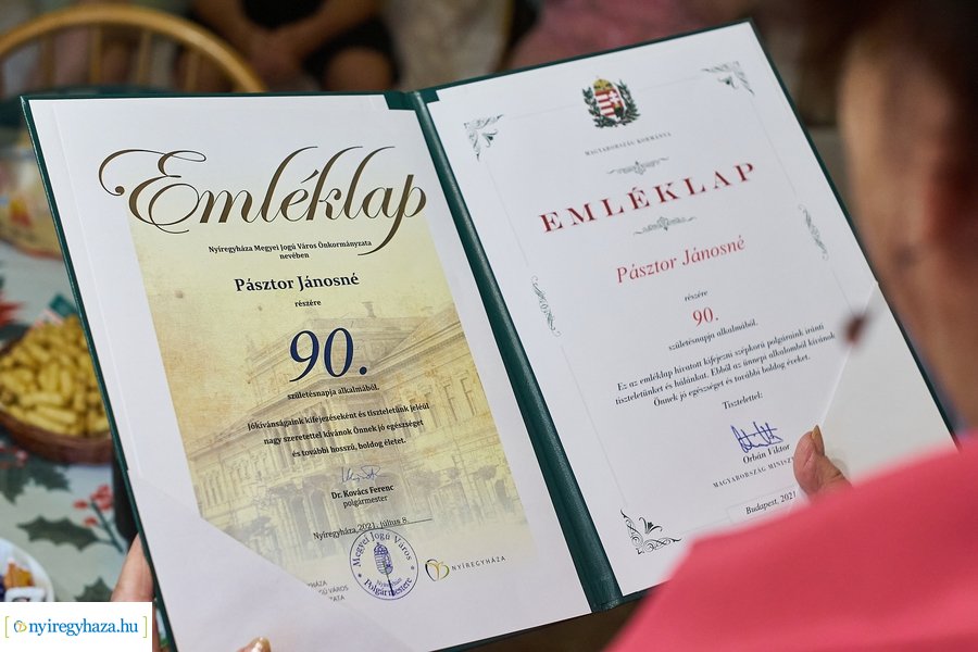 Szépkorú köszöntése - Pásztor Jánosné