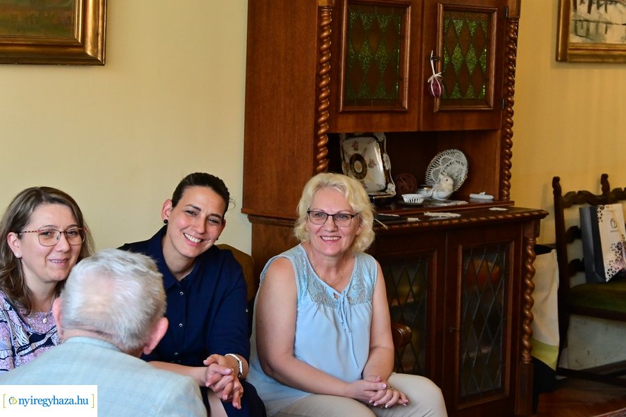 Szépkorú köszöntése Ráthy László