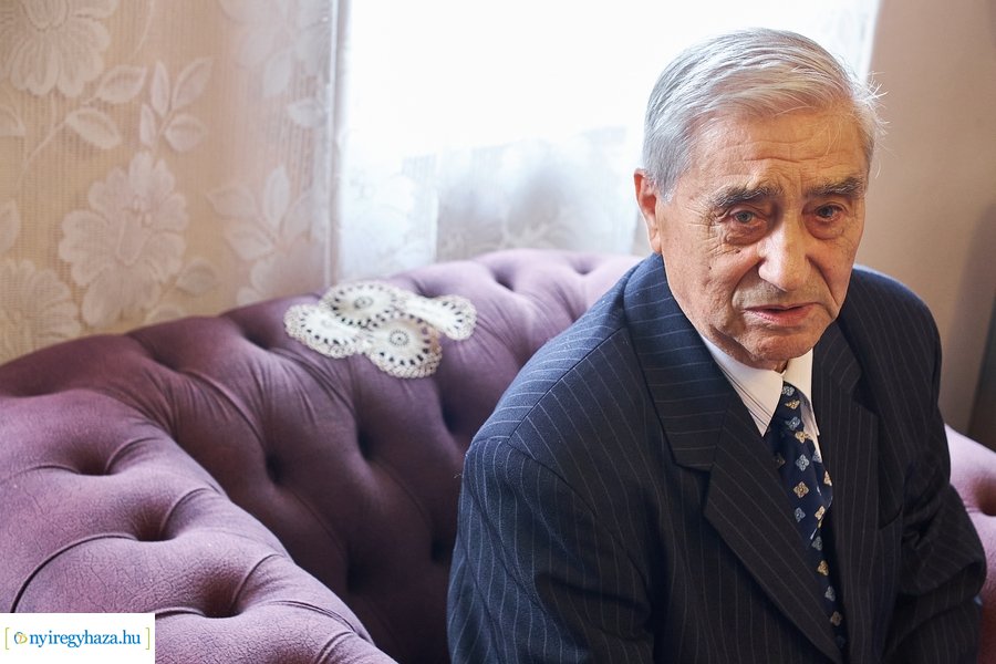 Szépkorú köszöntése - Szabó László