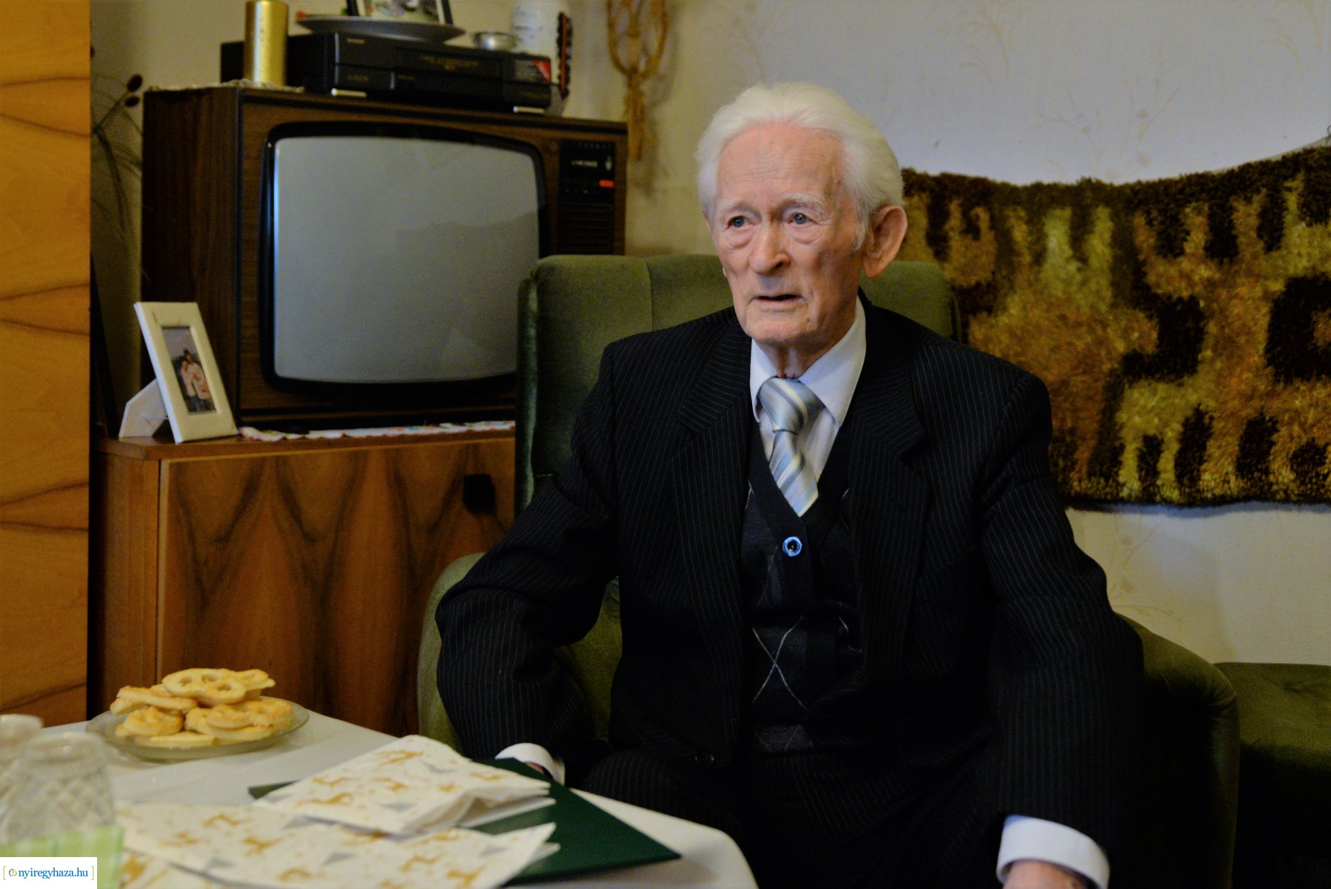 Szépkorú köszöntése - Takács Kálmán