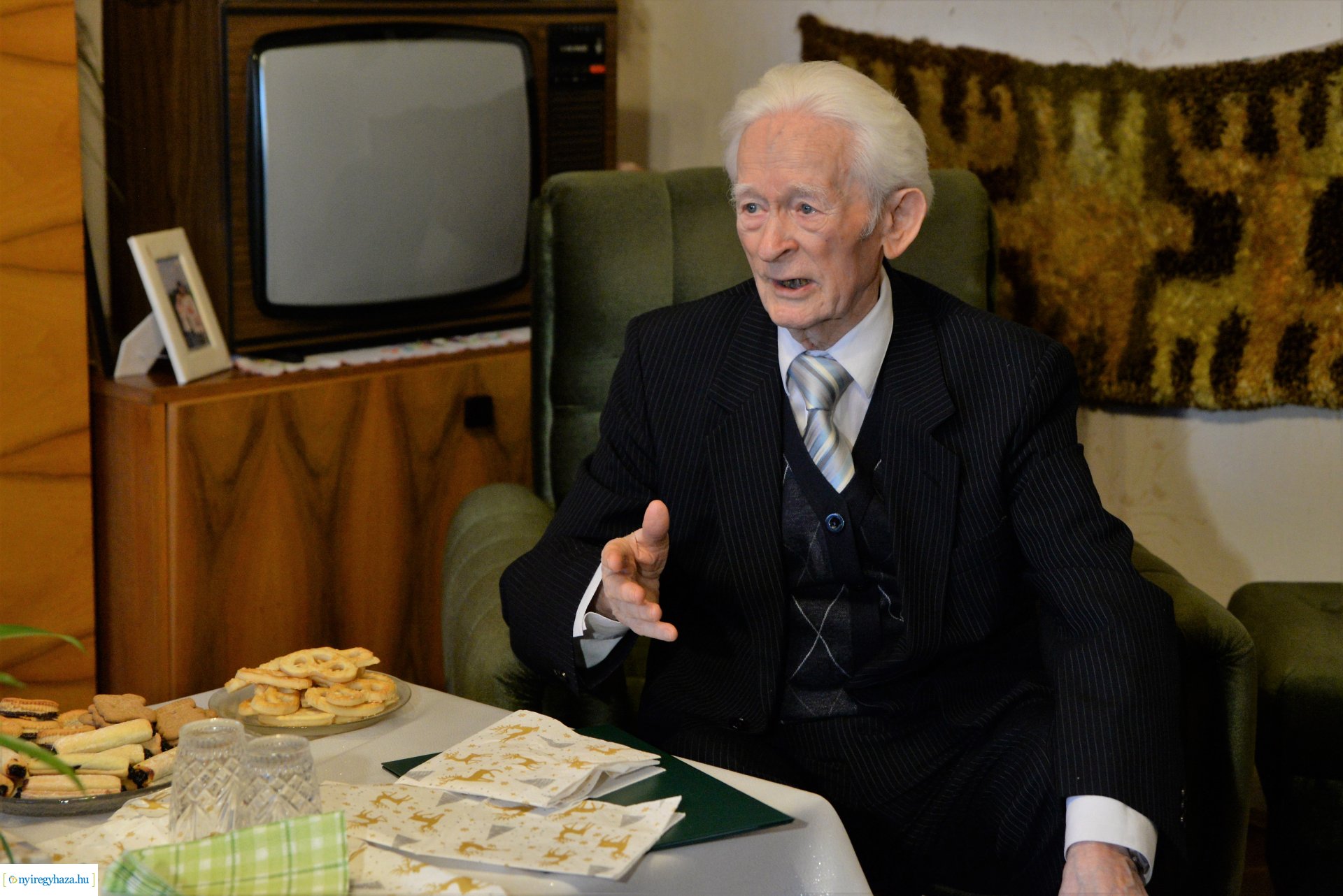 Szépkorú köszöntése - Takács Kálmán