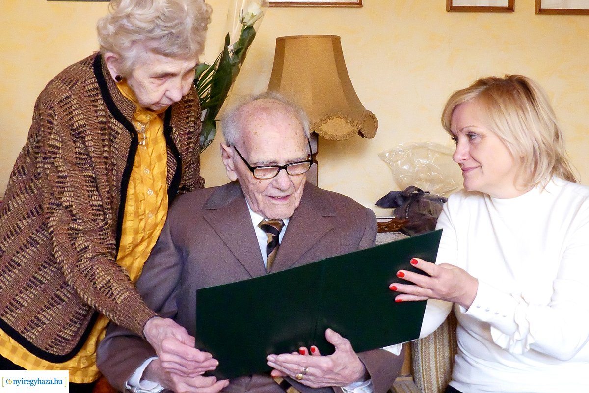 Szépkorú köszöntése Tervey Zoltán Károly